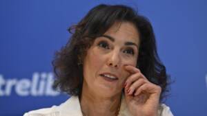 Belgique: une ex-présentatrice de JT nommée ministre des Affaires étrangères