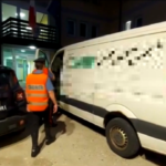 Migranti: arrestati due passeur in provincia di Udine, uno trasportava 34 persone