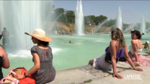 Parigi nella morsa del caldo, termometro a 40 gradi