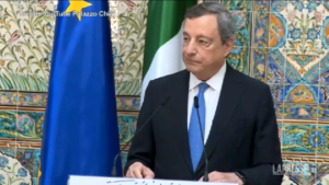 Gas, Draghi: “Nei prossimi anni forniture più cospicue dall’Algeria”