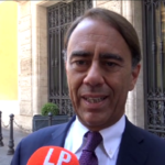 Forza Italia, anche Cangini lascia: “Fiducia a Draghi presuppone uscita da partito”