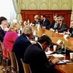 Governo, Draghi convoca i sindacati mercoledì: l’emergenza economico sociale preme