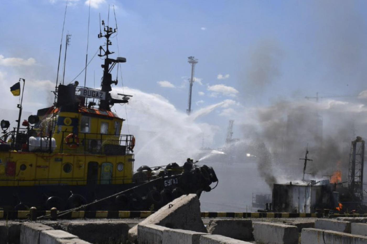 Ucraina, Mosca ammette raid sul porto di Odessa: “Ma su grano manterremo impegni”