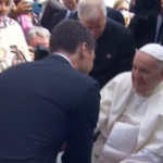 Il Papa arriva in Canada, ad attenderlo anche il premier Trudeau