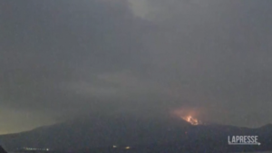 Giappone: erutta il vulcano Sakurajima, evacuate decine di persone