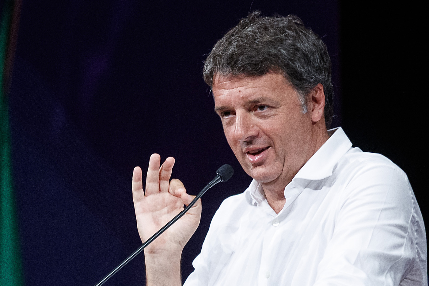 Elezioni, Renzi a Conte: “Sei un mezzo uomo, linguaggio mafioso”