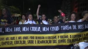 Brasile, a San Paolo donne di colore in marcia per chiedere giustizia sociale