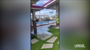 Terremoto nelle Filippine, dopo la scossa l’acqua esce dalla piscina