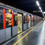Milano, guasto agli impianti della metro M1: treni fermi su tutta la linea