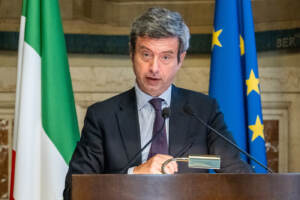 Attacco hacker alla rete informatica di Ferrovie dello Stato, disservizi nelle stazioni