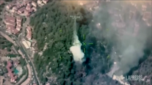 Turkey: Wildfire on southwest coast, 12 planes to put it out