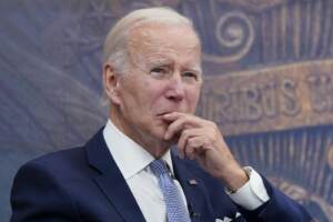 Il Presidente Joe Biden incontra i leader dell'industria sull'economia a Washington