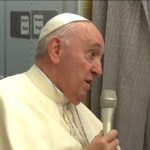 Canada, Papa: “Sì con nativi è stato genocidio”