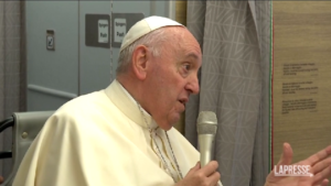 Canada, Papa: “Sì con nativi è stato genocidio”