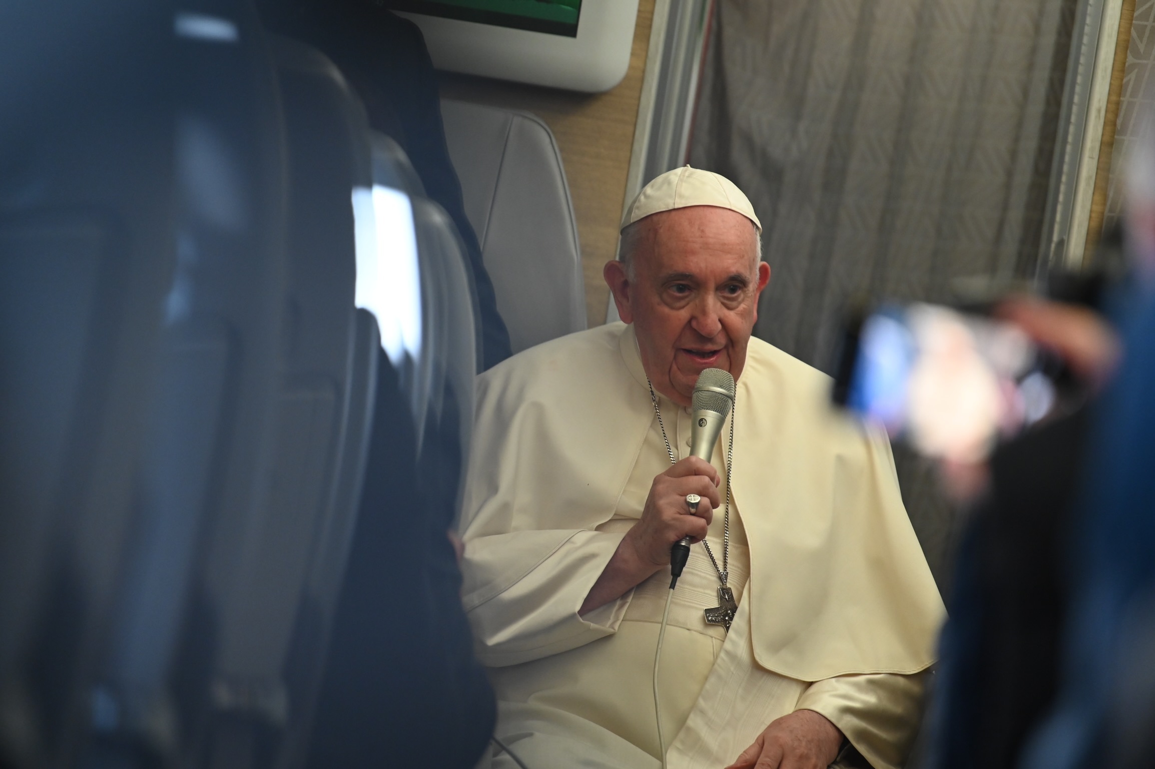 Elezioni, il Papa ai partiti: “Responsabilità civica. Draghi? Uomo di qualità” Elezioni, il Papa ai partiti: “Responsabilità civica. Draghi? Uomo di qualità”