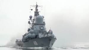 Russia, in mostra il potenziale bellico alla parata per la Marina Militare