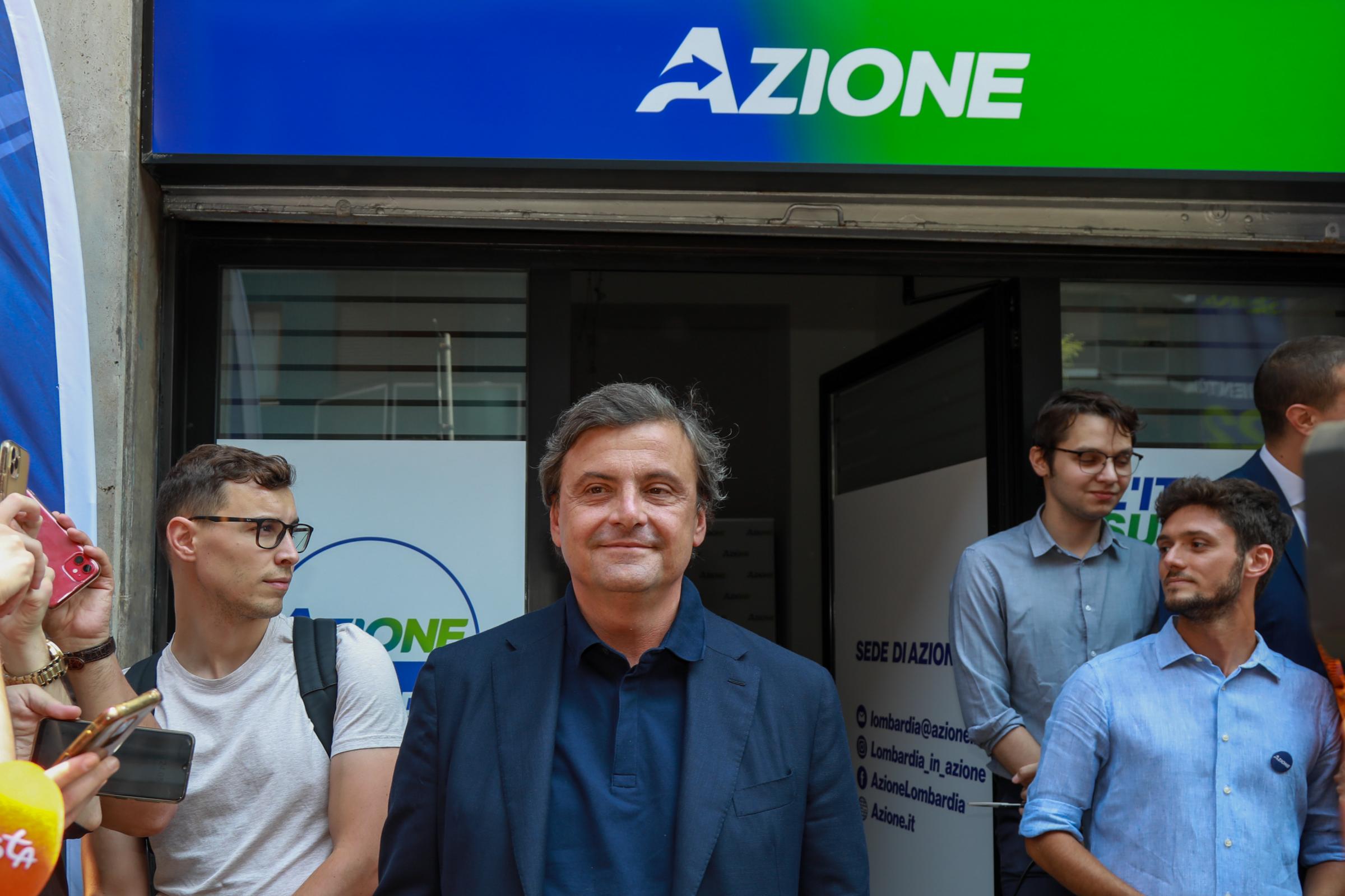 Calenda: “Aspetto risposte da Letta, con coalizione così ci ridono dietro”. Il Pd: “Niente veti, valorizziamo ciò che unisce”. La replica: “Non è una risposta, vediamoci” Calenda: “Aspetto risposte da Letta, con coalizione così ci ridono dietro”. Il Pd: “Niente veti, valorizziamo ciò che unisce”. La replica: “Non è una risposta, vediamoci”