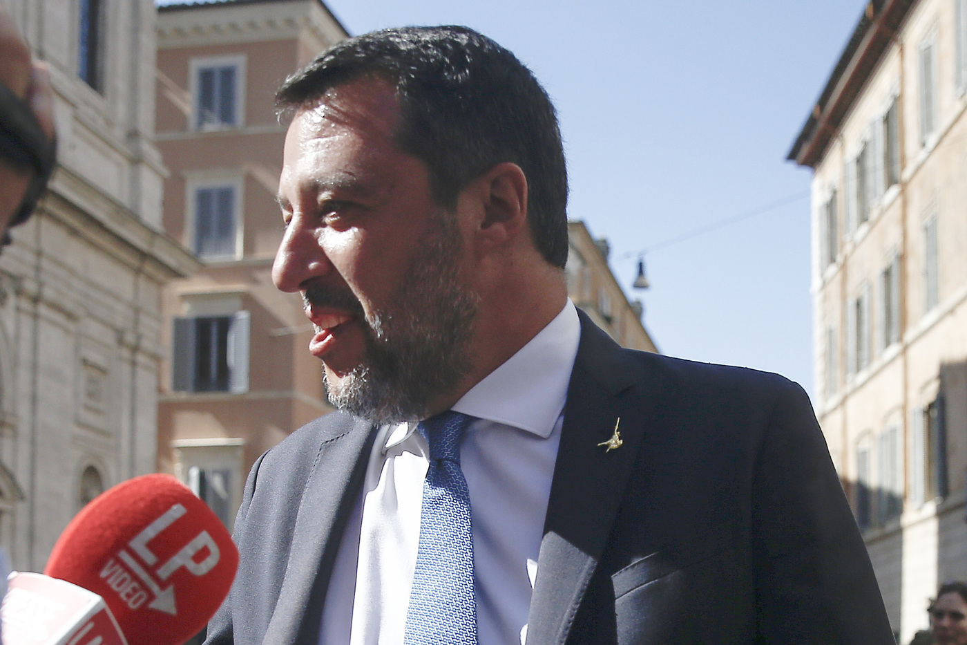 Elezioni, Salvini: “Sondaggi? Il centrodestra stravincerà, M5S-Pd sanno di perdere”