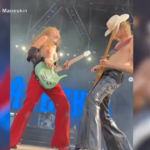 Maneskin scatenati al Lollapalooza di Chicago: e Damiano si infortuna