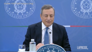 Pnrr, Draghi: “Credo che qualunque governo verrà rispetterà questo impegno”