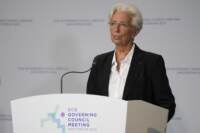 La Presidente della Banca Centrale Europea Christine Lagarde in conferenza stampa ad Amsterdam