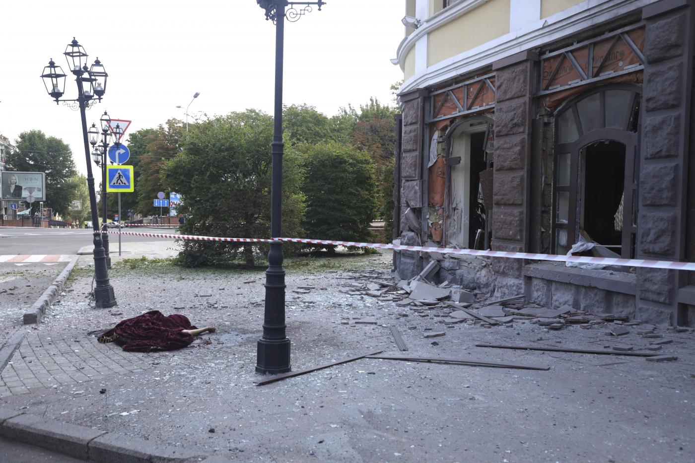 Ucraina: bombe russe a fermata bus in Donetsk, atteso incontro Putin-Erdogan Ucraina: bombe russe a fermata bus in Donetsk, atteso incontro Putin-Erdogan