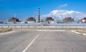 Razzi vicino centrale Zaporizhzhia, scambio accuse tra Russia e Ucraina