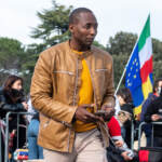 Elezioni, Aboubakar Soumahoro candidato con Verdi-Sinistra Italiana: “Porto le sofferenze della gente nei palazzi della politica”