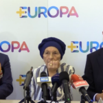 Elezioni, Letta si emoziona accanto a Emma Bonino. Lei: “Non mi sta chiedendo di sposarlo”