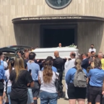 A Napoli i funerali di Romeo, investito e ucciso a 11 anni a Terracina