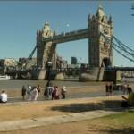 Siccità in Europa: le sponde del Tamigi ingiallite e il Reno a secco