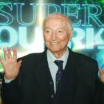 E’ morto Piero Angela: dagli esordi in radio alla televisione, la storia della sua carriera