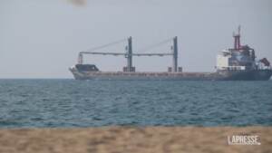 Ucraina, nave con carico di grano lascia porto Chornomorsk