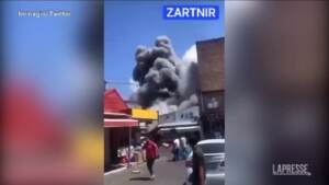 Armenia: esplosione in centro commerciale a Yerevan, un morto e 20 feriti