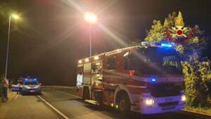 Incidente stradale nel Trevigiano: auto sbanda e si ribalta, morti 4 giovanissimi