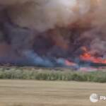 Ucraina, enorme incendio nella regione di Lugansk