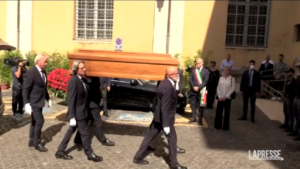Piero Angela, l’arrivo della salma in Campidoglio