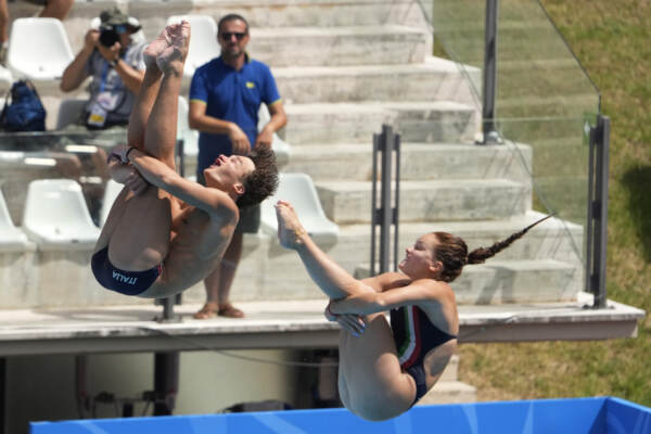 Europei di nuoto, bronzo per Santoro-Pellacani nei tuffi da tre metri