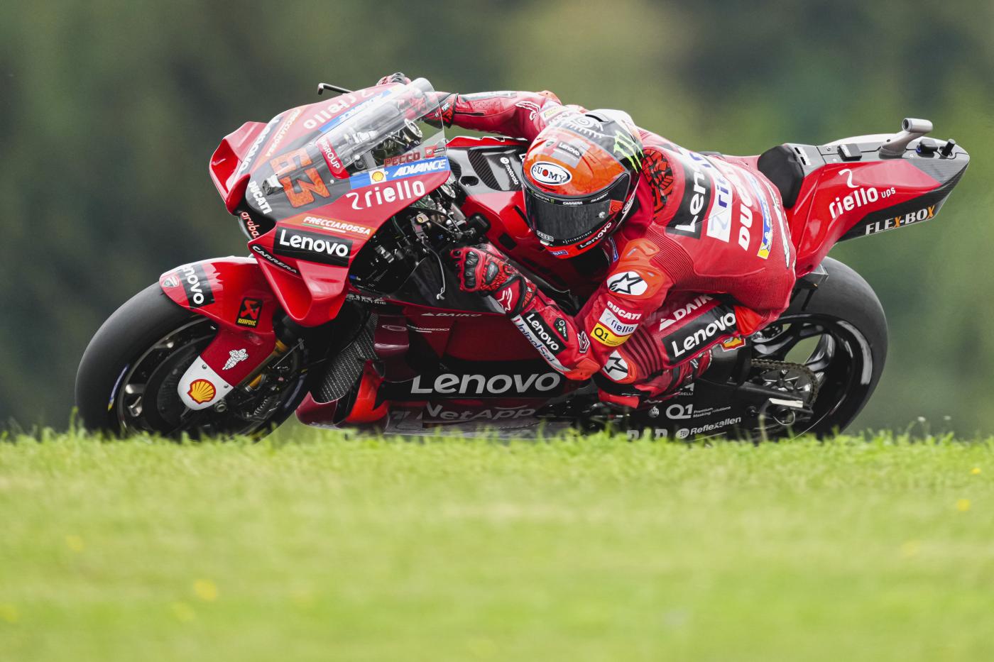 MotoGp: Bagnaia cala il tris, trionfa in Austria e accorcia su Quartararo