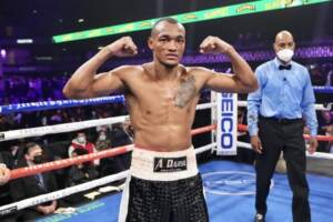 Boxe: les Dominicains Garcia et Puello champions du monde WBA