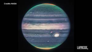 Il telescopio James Webb mostra incredibili immagini di Giove