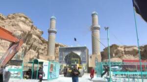 Iraq: continuano le ricerche tra le macerie del santuario di Kerbela