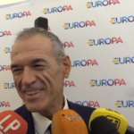 Elezioni, Cottarelli: “La Flat Tax taglia le tasse ai redditi più alti”