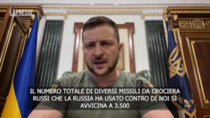 Ucraina, Zelensky: “Grazie ai leader europei favorevoli a imporre l’ottavo pacchetto di sanzioni contro la Russia”