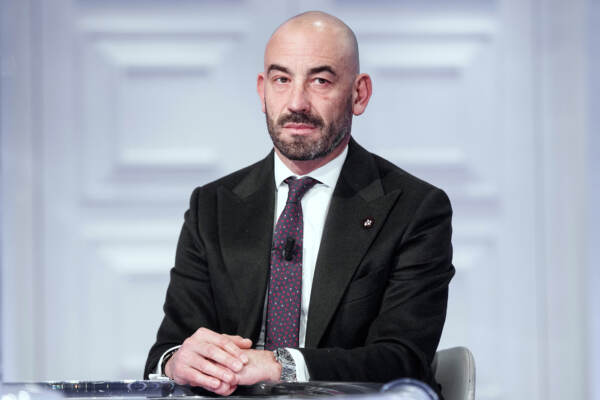 Covid, Bassetti: “I numeri dei decessi sono troppo alti, serve una commissione d’inchiesta per far luce sui dati precisi”