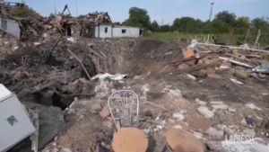 Ucraina, i resti della città di Chaplyne dopo il bombardamento della stazione ferroviaria da parte dei russi