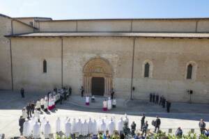 Papa Francesco all'Aquila: messa e apertura della Porta Santa della Basilica di Collemaggio