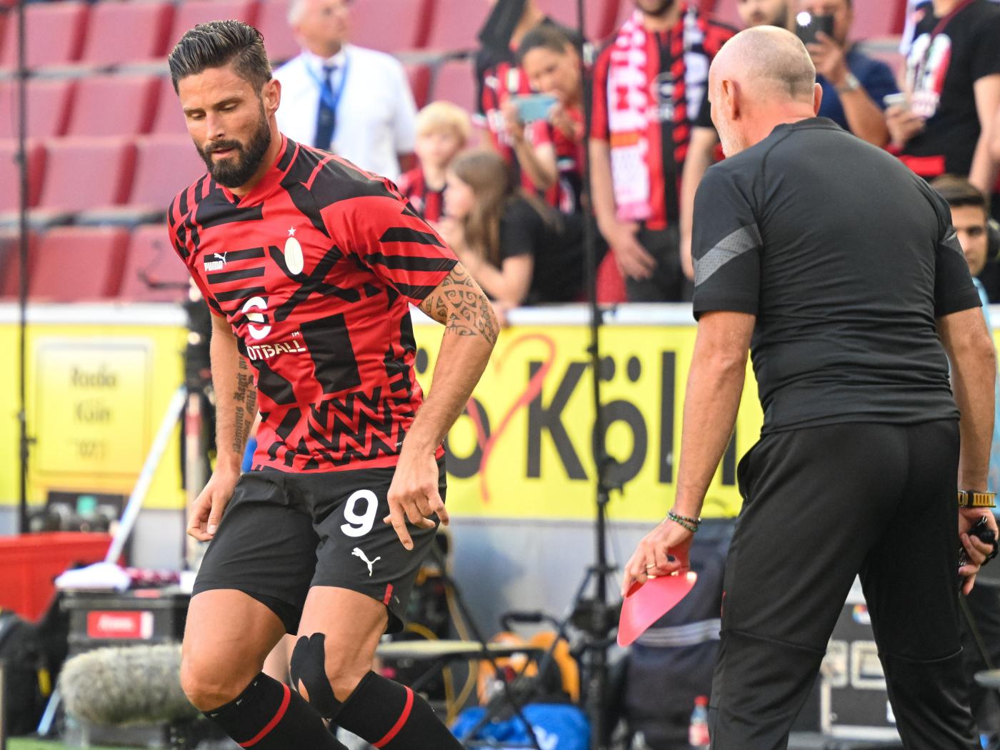 Serie A, subito in campo con il Milan nella tana del Sassuolo. L’Inter ospita la Cremonese