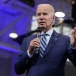 Usa, Biden: “Determinato a vietare le armi d’assalto nel Paese”