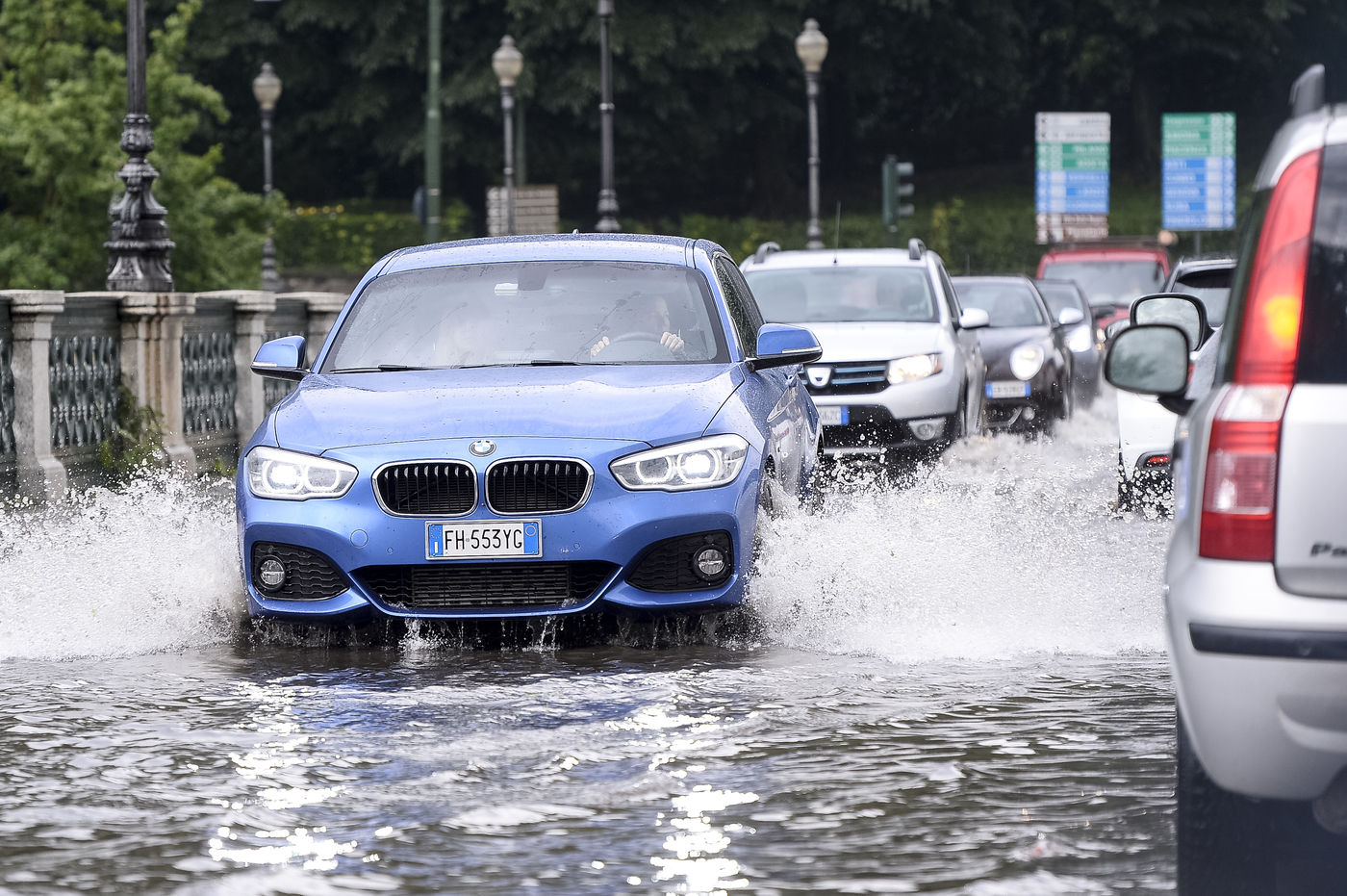 Maxi grandine in arrivo, rischio alto per le auto